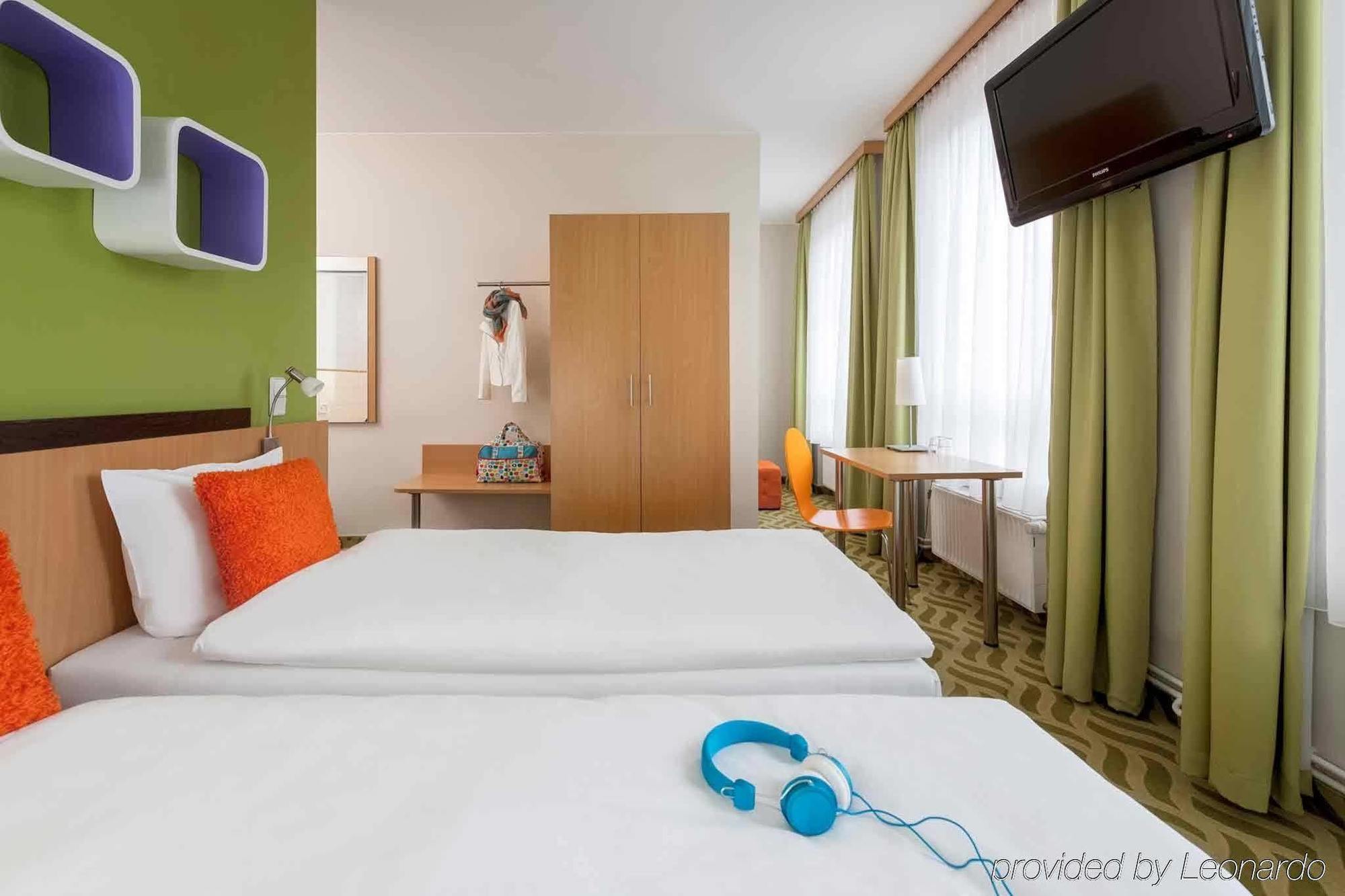 Ibis Styles Berlin City Ost Kültér fotó